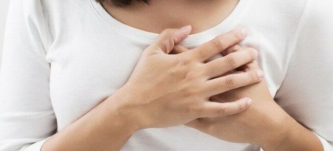 Không giống như thoái hóa xương sụn ngực, VSD đi kèm với đau tim